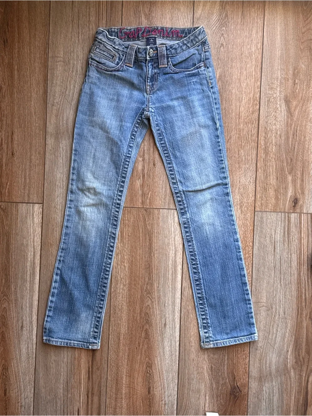 GAP Blue Jeans with Pink Stripe Pocket Embroidery